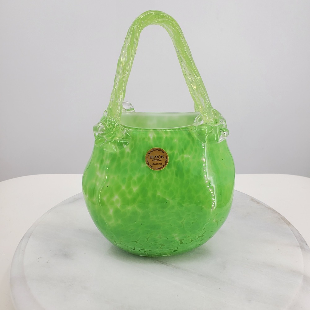 Vtg Block Crystal Lime Green Speckled Mouth Blown Glass Basket Twisted Handle